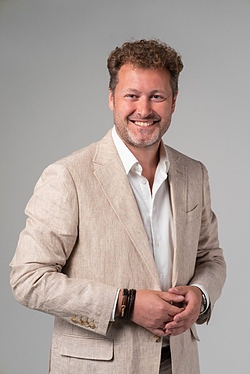 Нейман Алексей